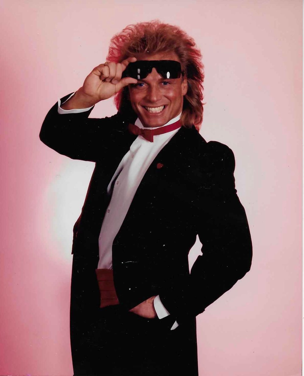 Lee Millard glamour photo with sunglasses, 1980s